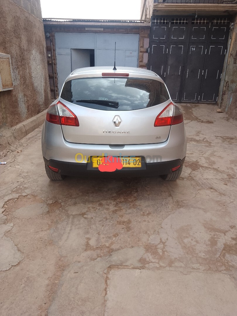 Renault Megane 3 2014 New Play