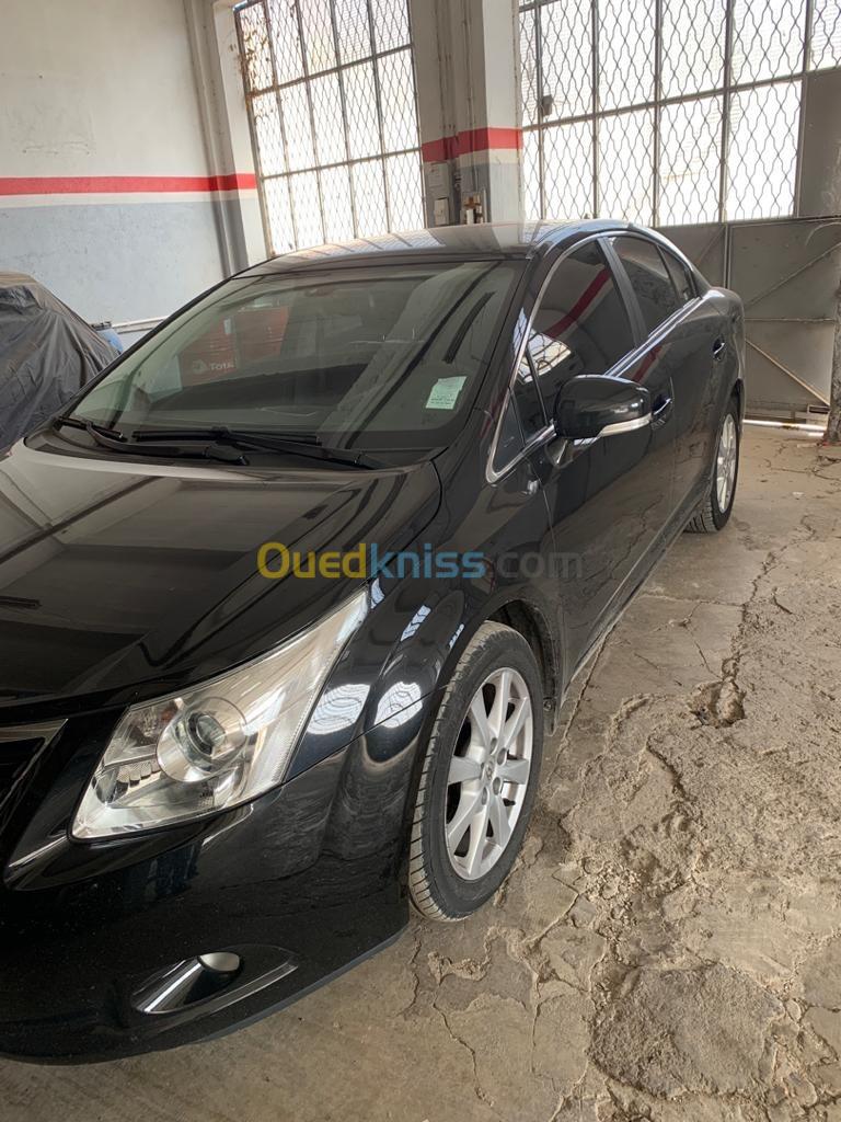 Toyota Avensis 2014 Premium