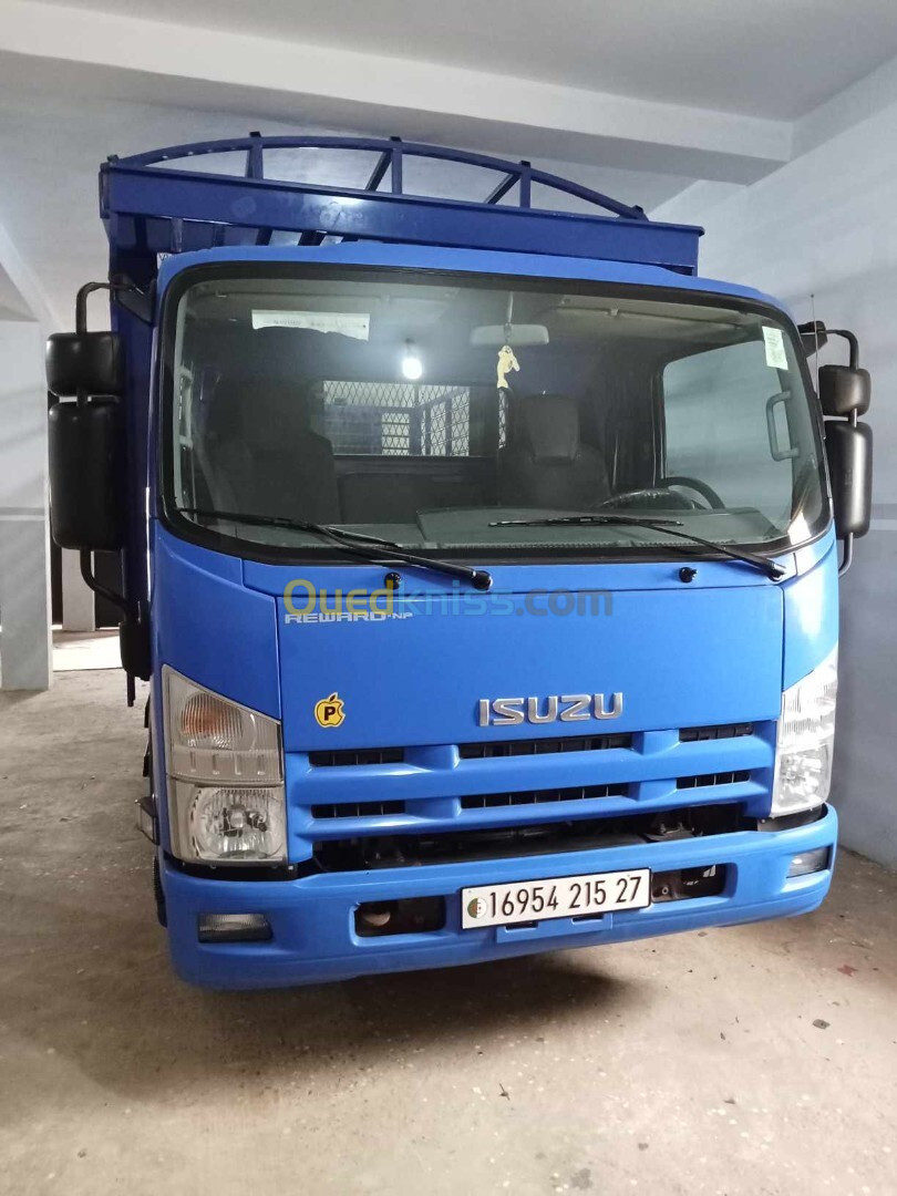 Isuzu Isuzu 2015