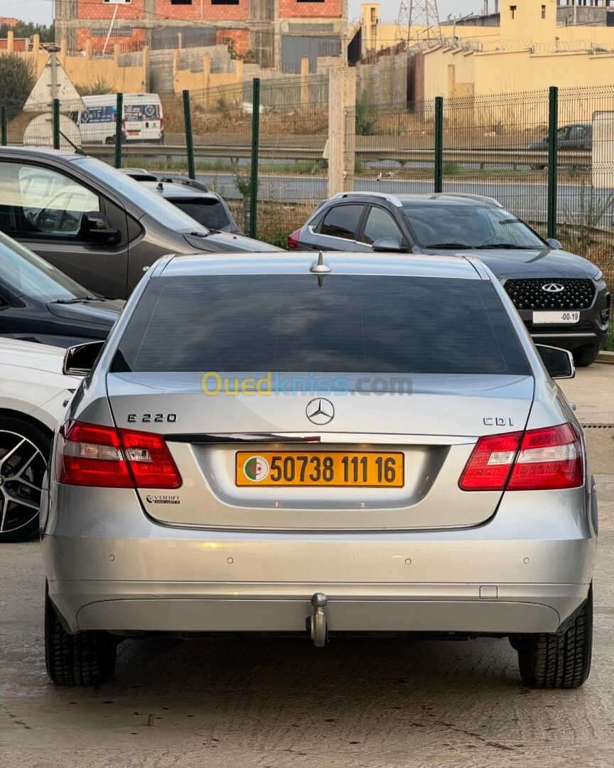 Mercedes E 220 2011 