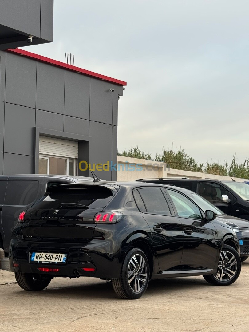 Peugeot 208 2022 Allure