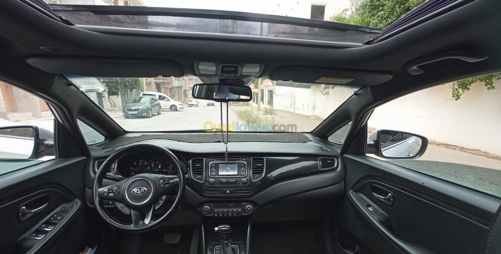 Kia Carens 2015 Luxe