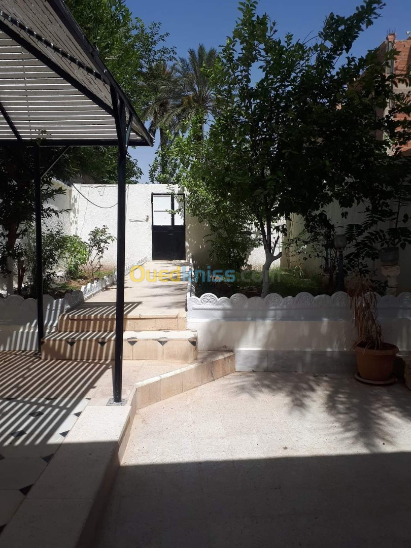 Vente Appartement F9 M'Sila Bou saada