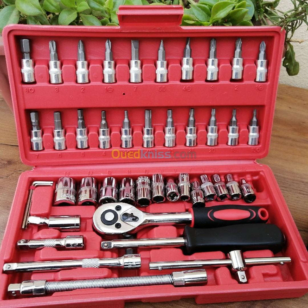 Caisse à outils 46 pcs 