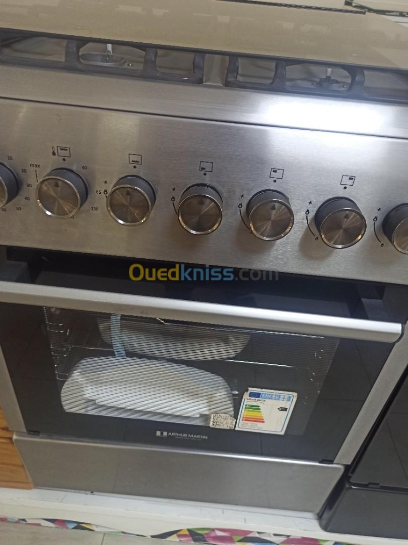 CUISINIERE 4 FEUX ARTHUR MARTIN INOX  