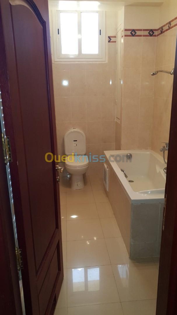 Location Appartement F03 Alger El achour