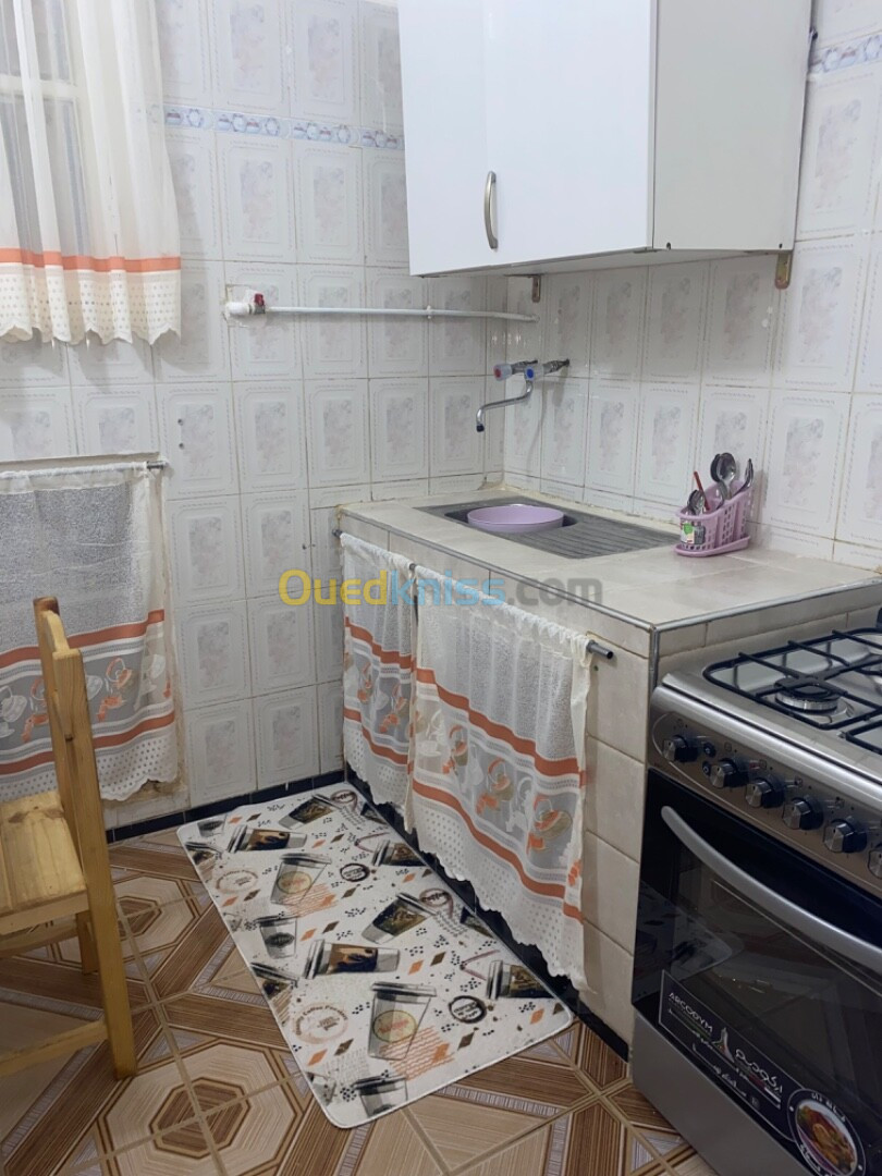 Location vacances Appartement F2 Alger Hussein dey