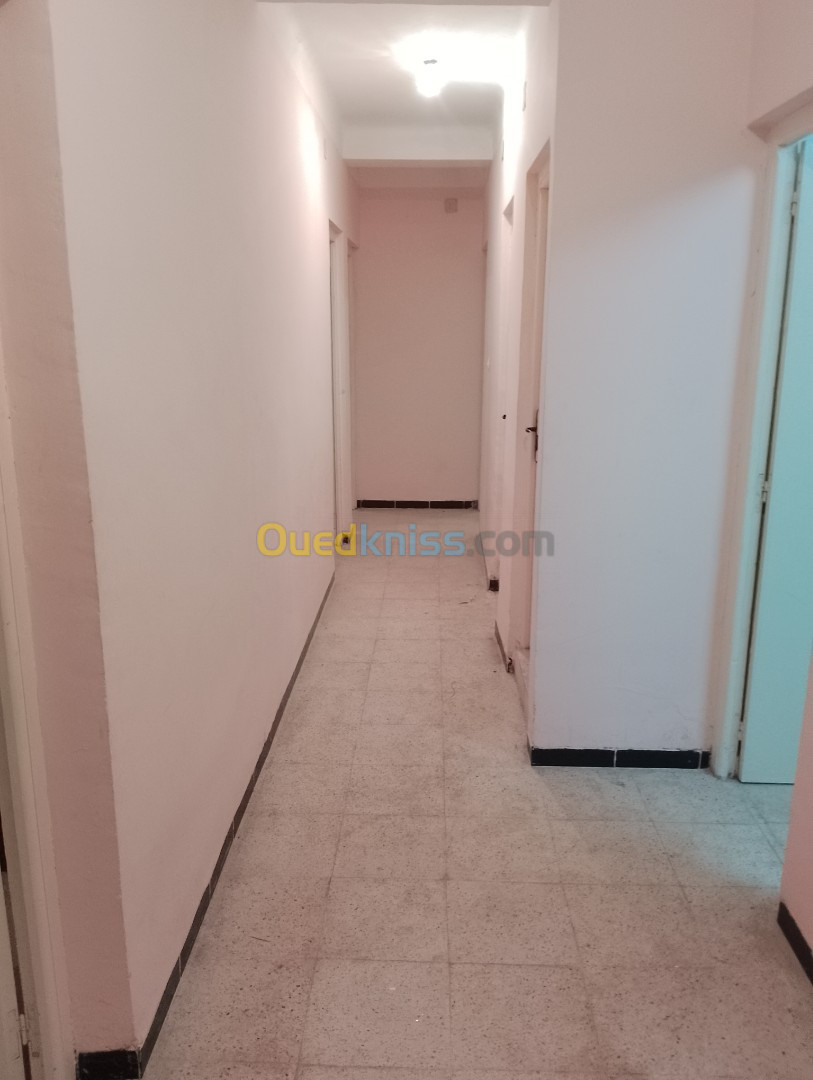 Vente Appartement F4 Jijel Jijel