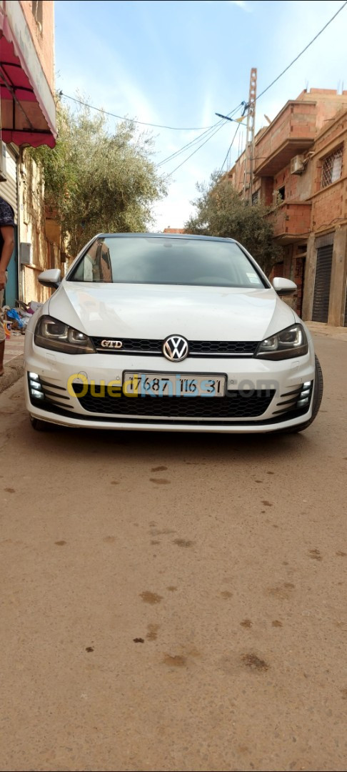 Volkswagen Golf 7 2016 Carat +