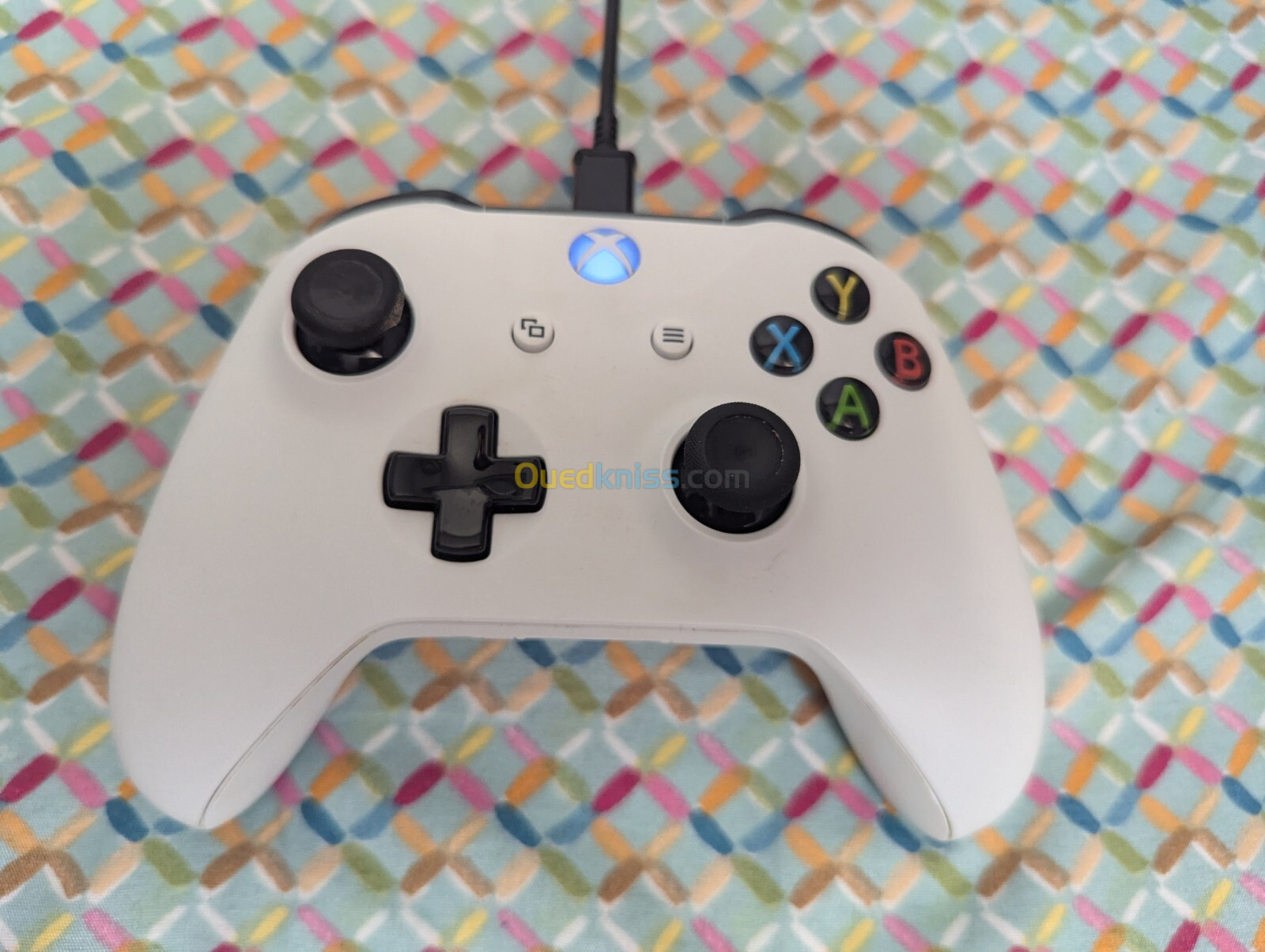 Xbox One S 500GB 1 Manette