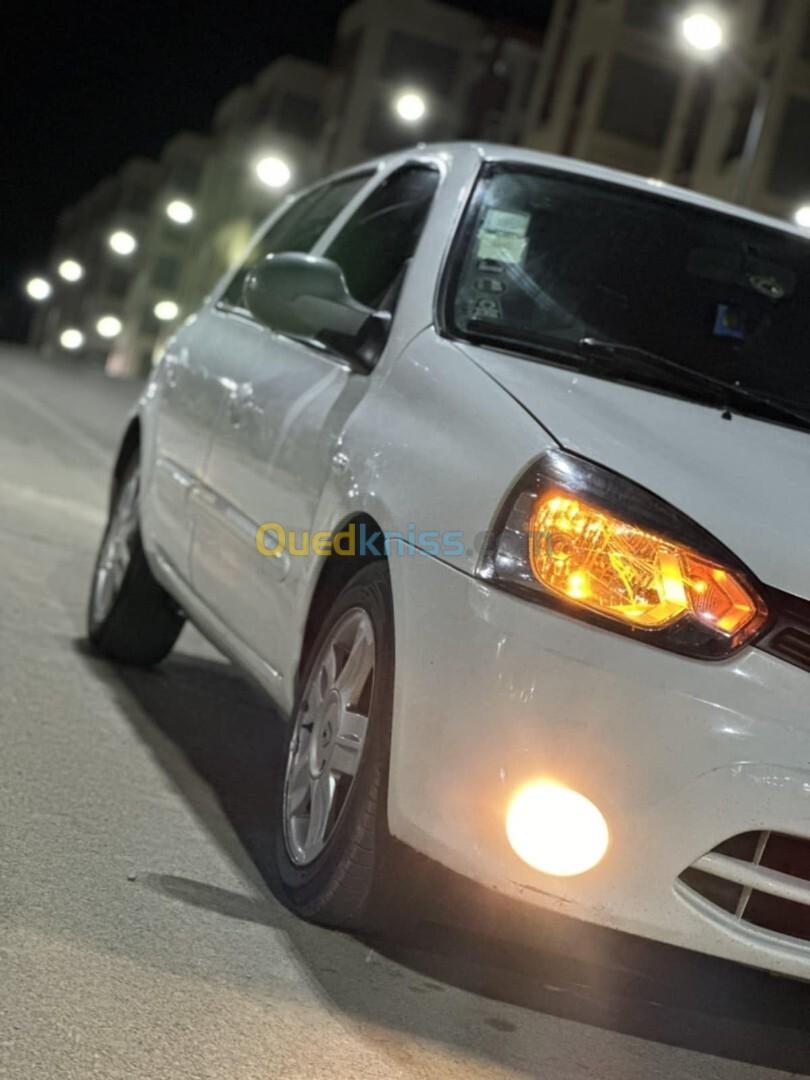 Renault Clio Campus 2014 Mangol