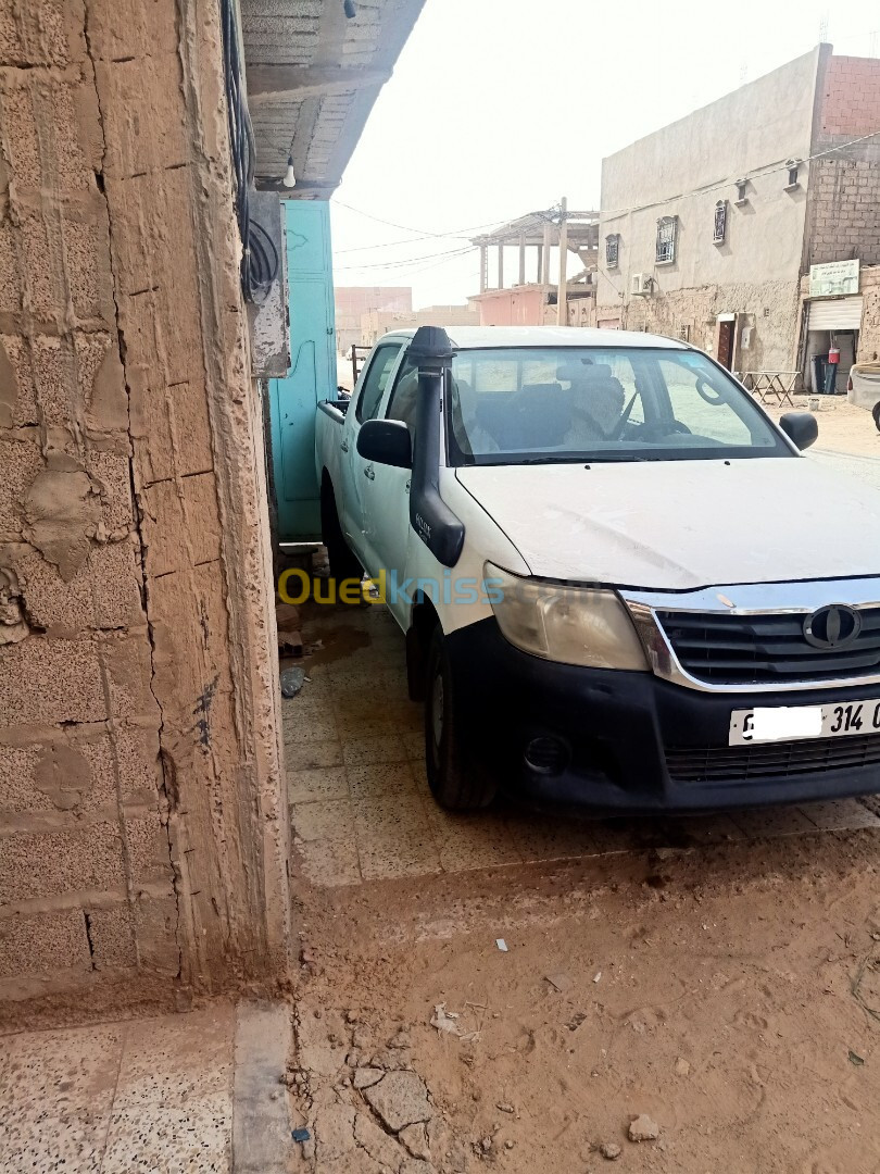 Toyota Hilux 2014 LEGEND DC 4x2