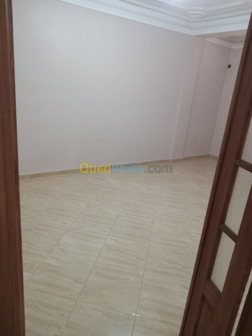 Location Appartement F3 Alger Hraoua