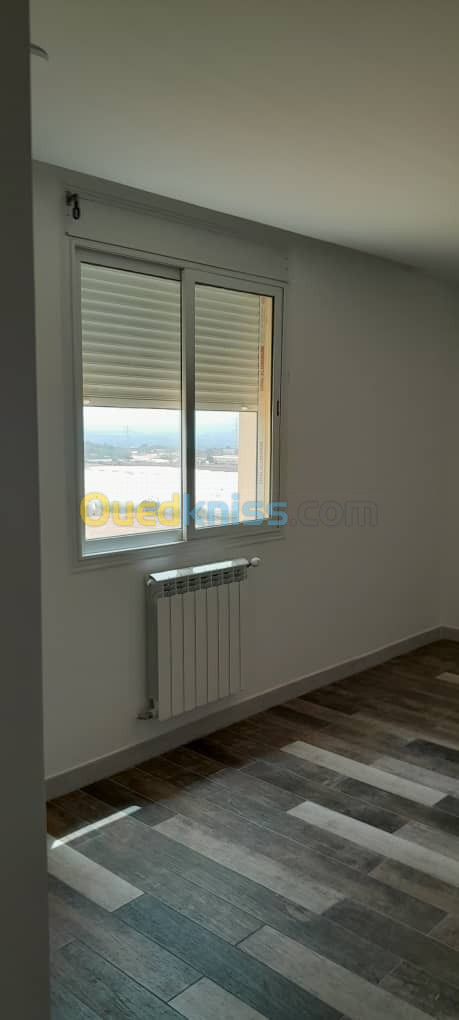 Location Appartement F3 Tipaza Kolea