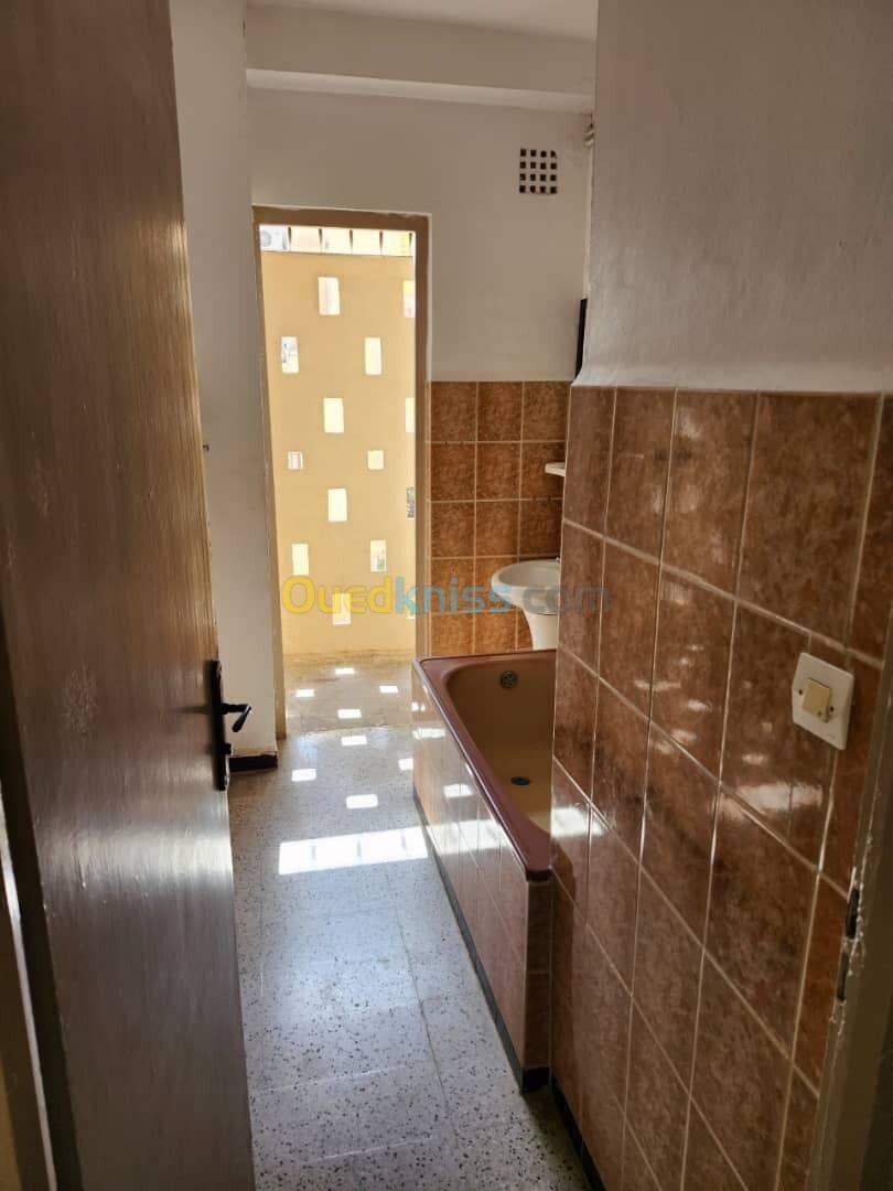 Location Appartement F3 Alger Zeralda