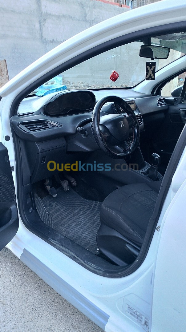 Peugeot 208 2012 Active