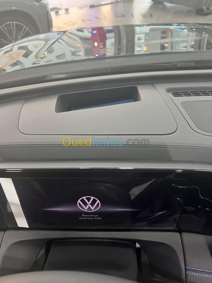 Volkswagen Tiguan full options 2024 Immatriculé 16 carte grise Wajda