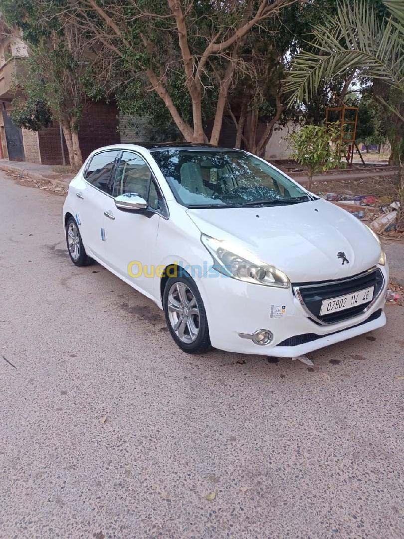 Peugeot 208 2014 Allure