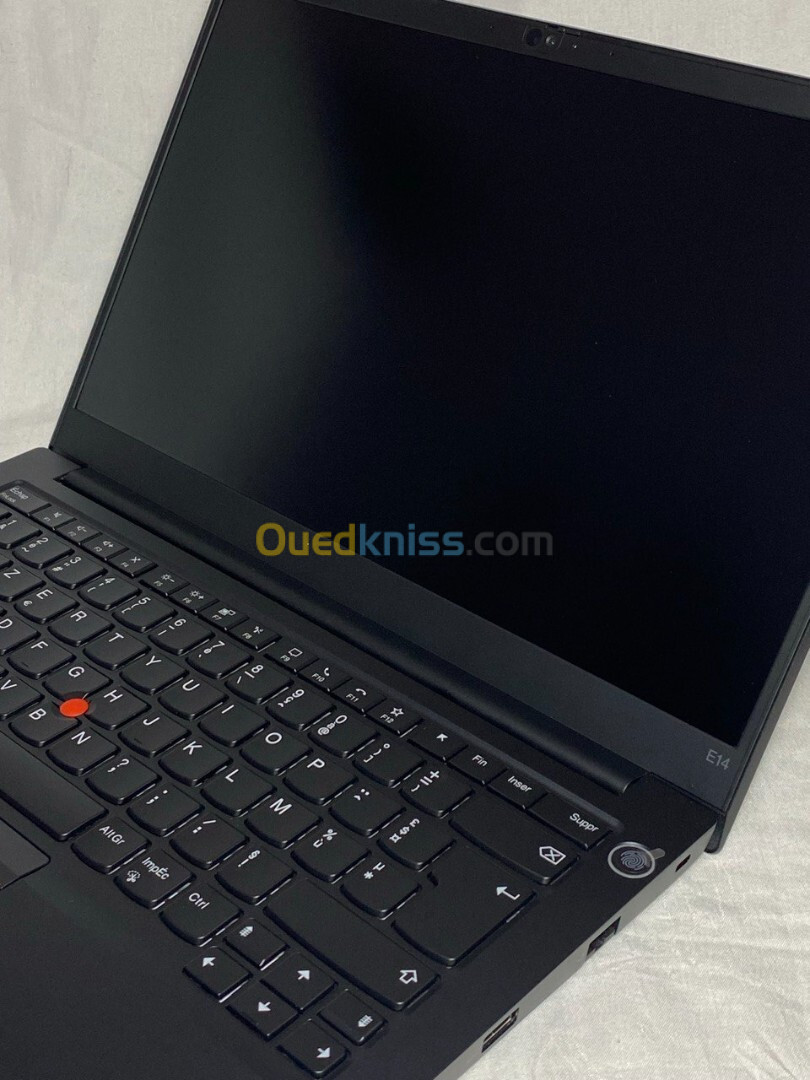 Lenovo ThinkPad E14 - RYZEN 5 5500U 4.0GHz - 8 Go DDR - 512 Go