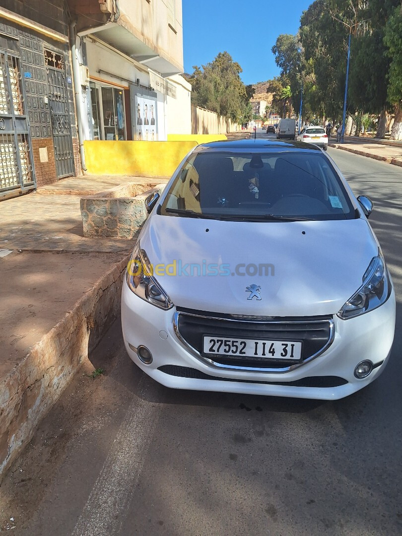 Peugeot 208 2014 Allure