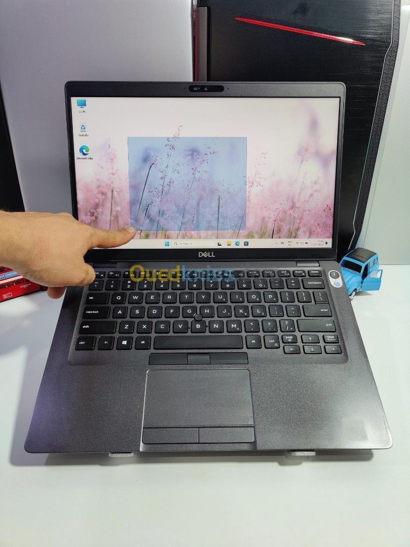 Dell Latitude 5400 14" FHD Tactile i5 8TH 8G/256G