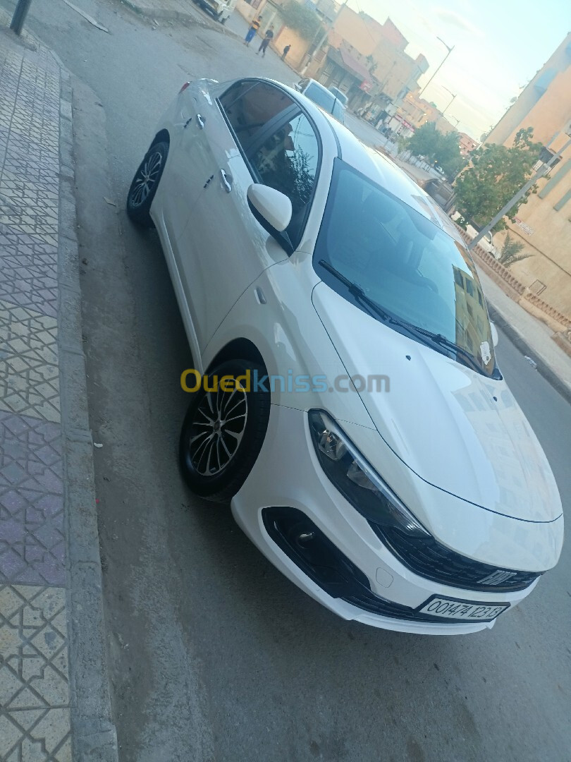 Fiat tipo 2023 city+