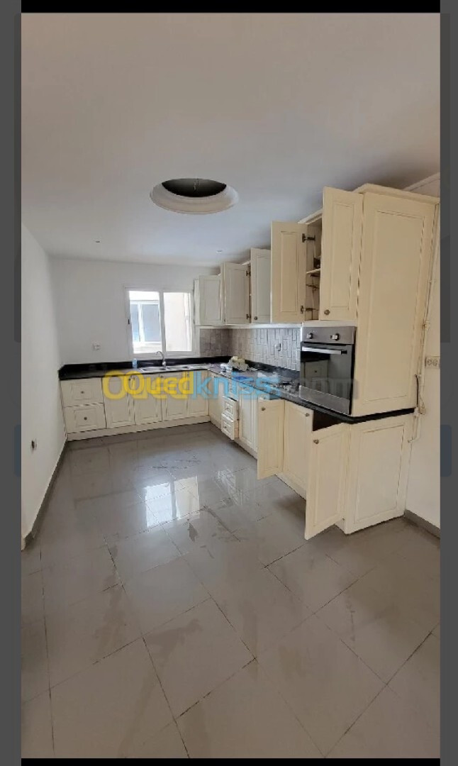 Location Appartement F4 Alger Cheraga