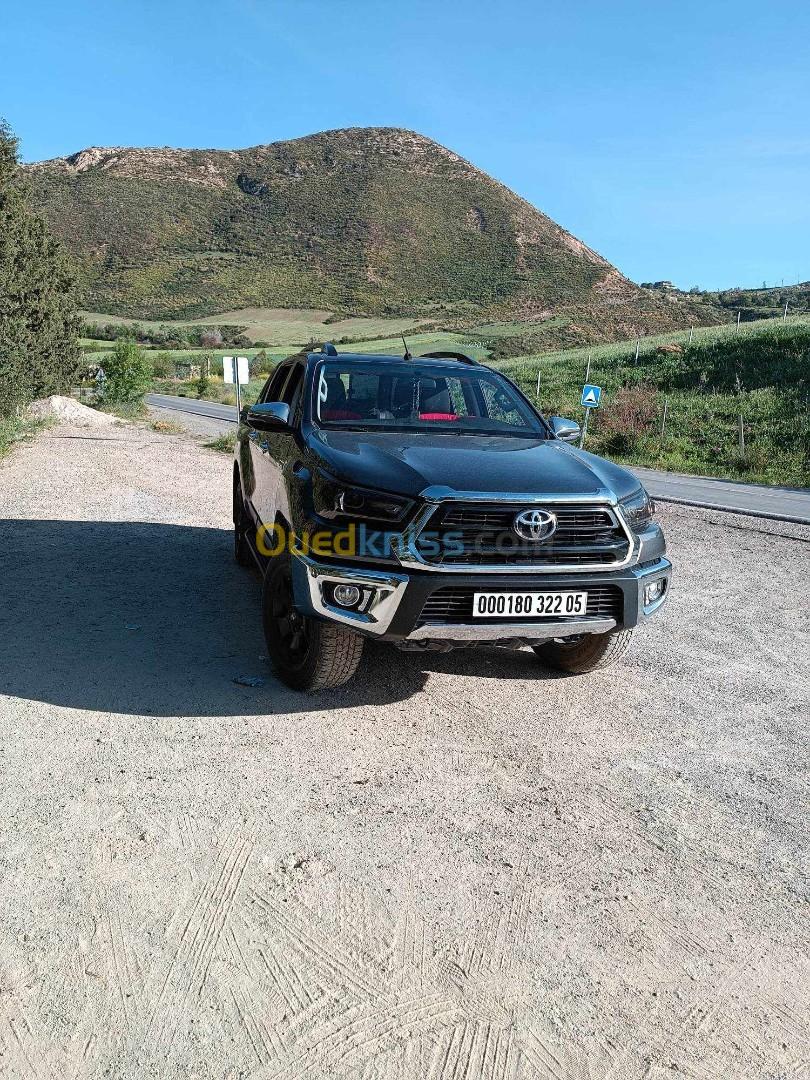 Toyota Hilux 2022 Reve