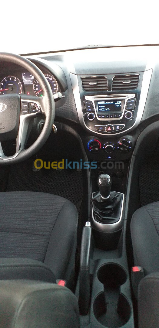 Hyundai Accent RB  4 portes 2017 Accent RB  4 portes