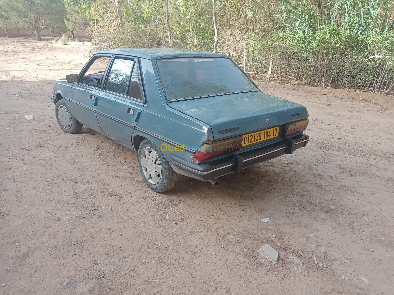 Peugeot 305 1984 305