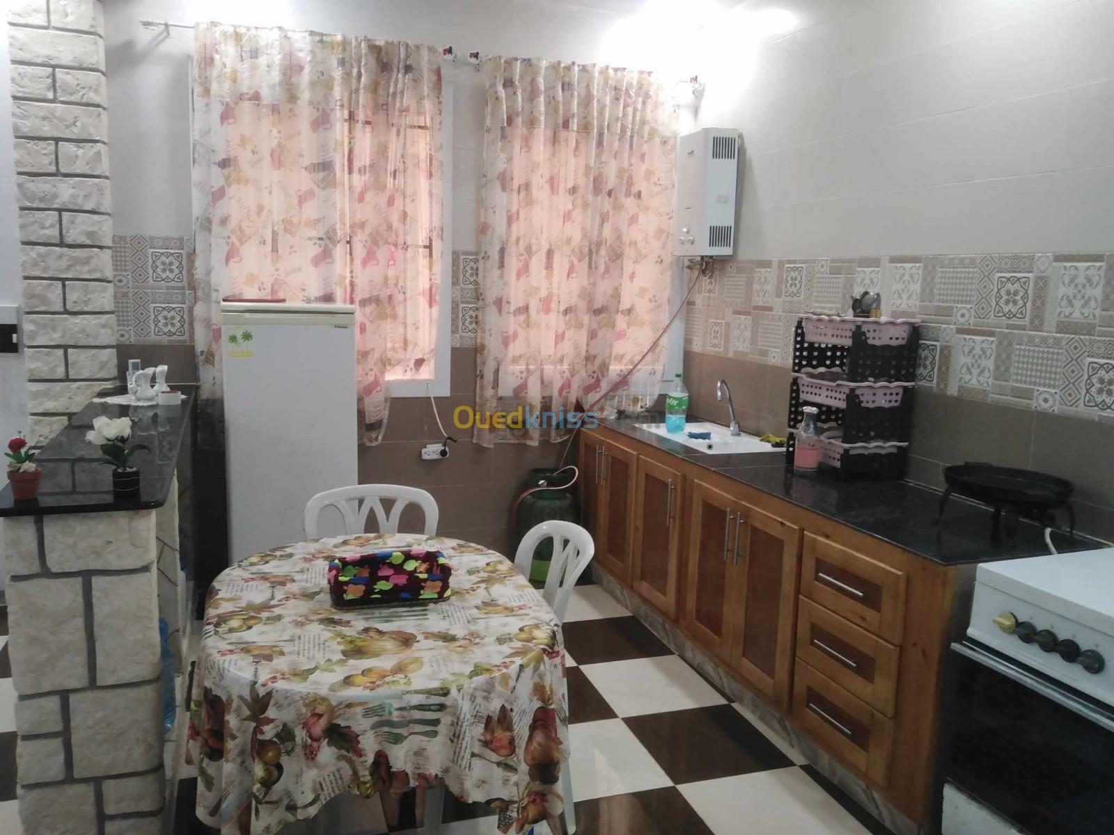 Location Appartement F4 Tipaza Gouraya