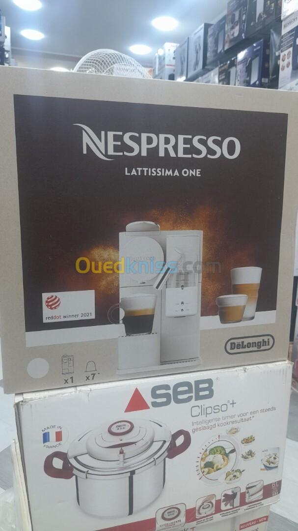 De'Longhi Nespresso Lattissima One