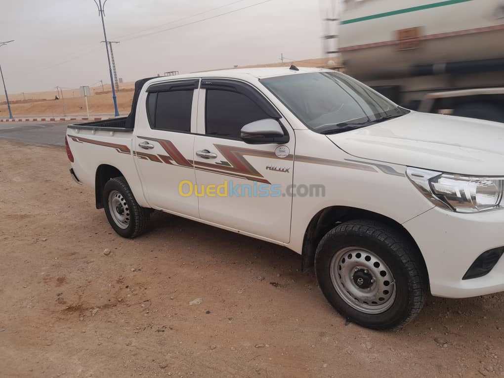 Toyota Hilux 2020 LEGEND SC 4x4