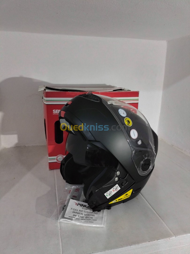 Casque moto 