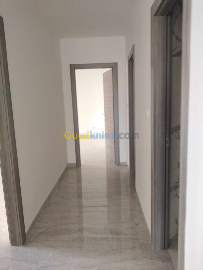 Vente Appartement F4 Alger Cheraga