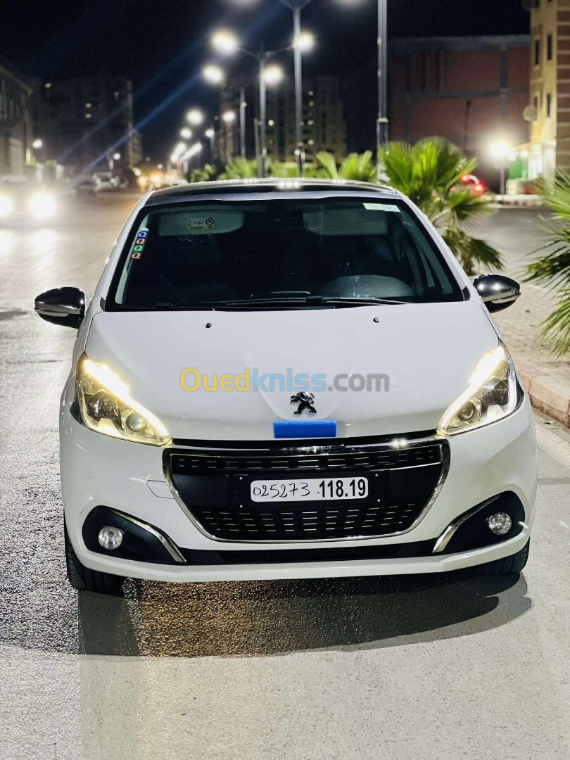 Peugeot 208 2018 Allure