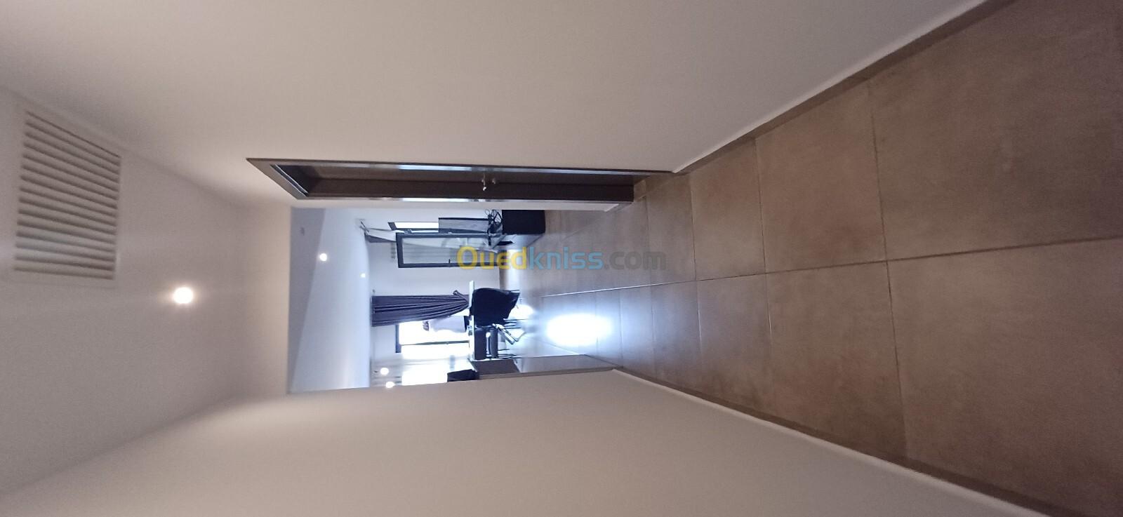 Location Appartement F4 Alger Hydra