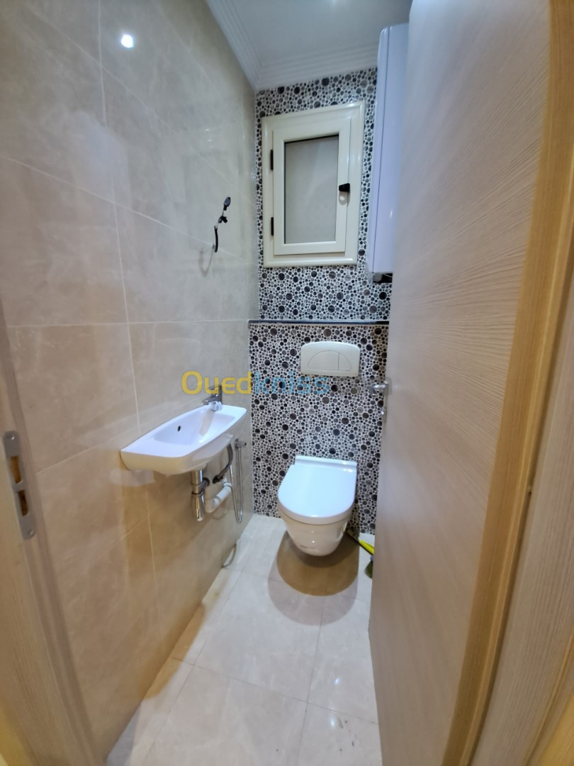 Location Appartement F4 Alger Said hamdine