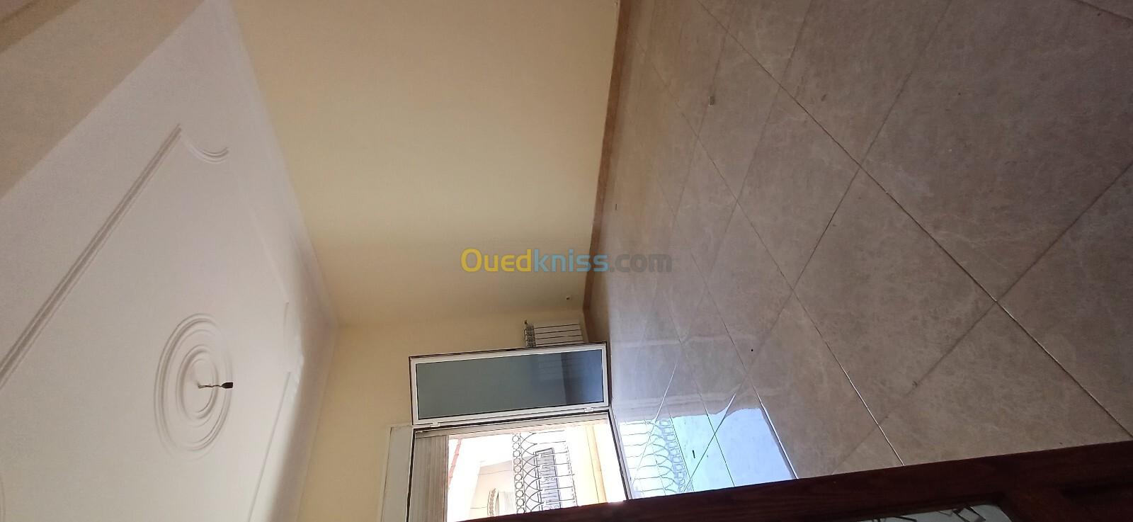 Location Appartement F4 Alger Said hamdine