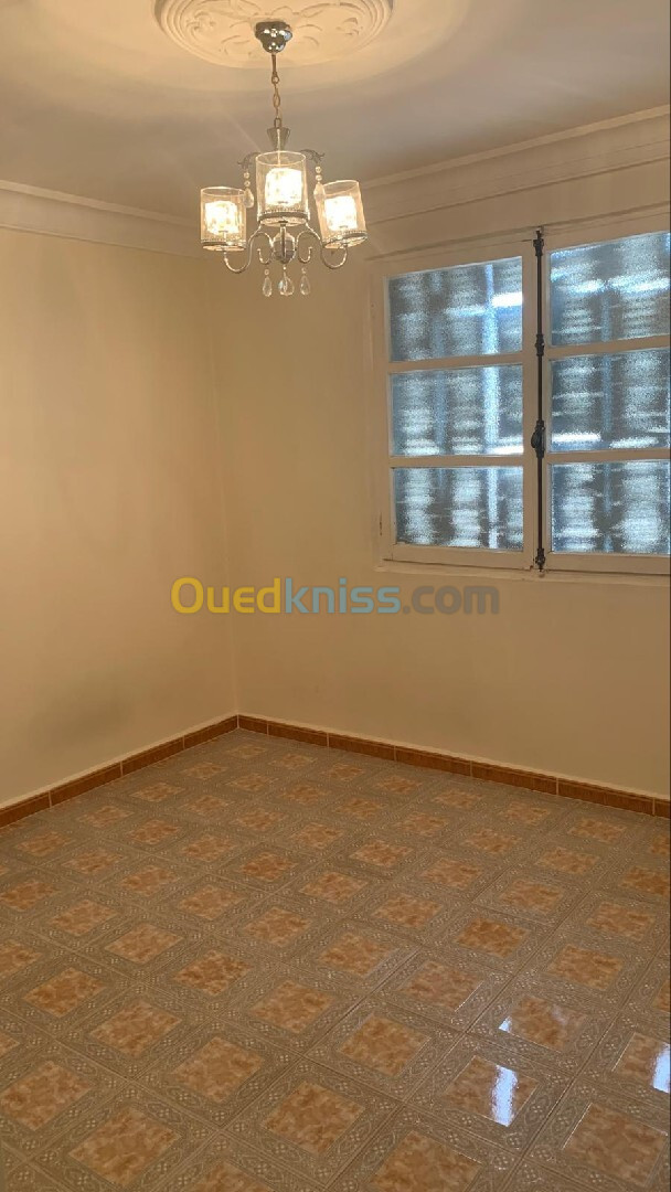 Location Appartement F3 Constantine Constantine