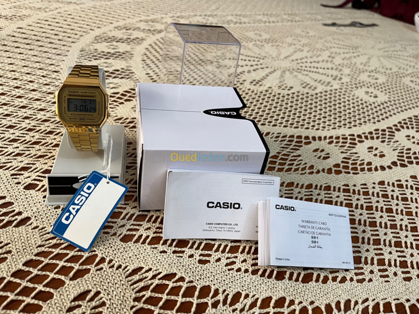 Montre casio vintage gold 