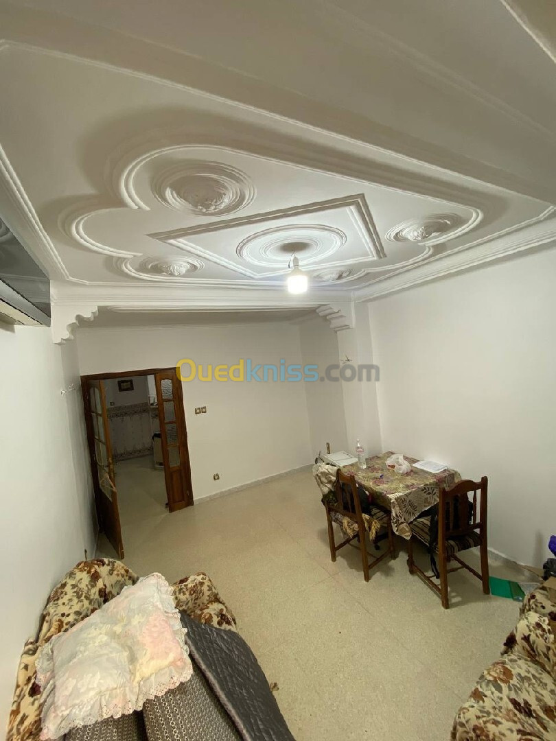 Location Appartement F4 Alger Cheraga