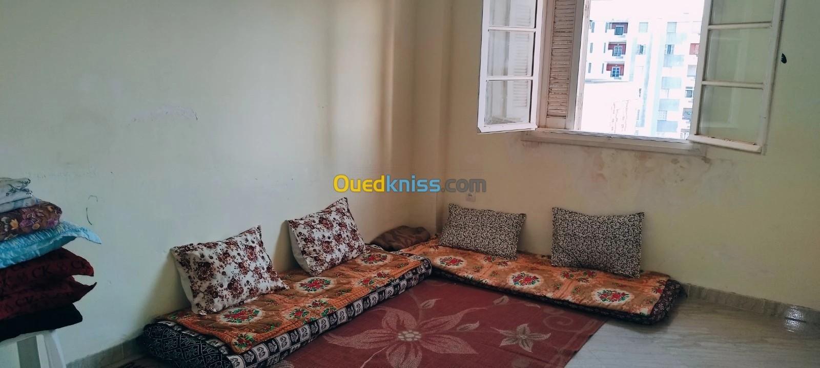 Location vacances Appartement F3 Mostaganem Mostaganem