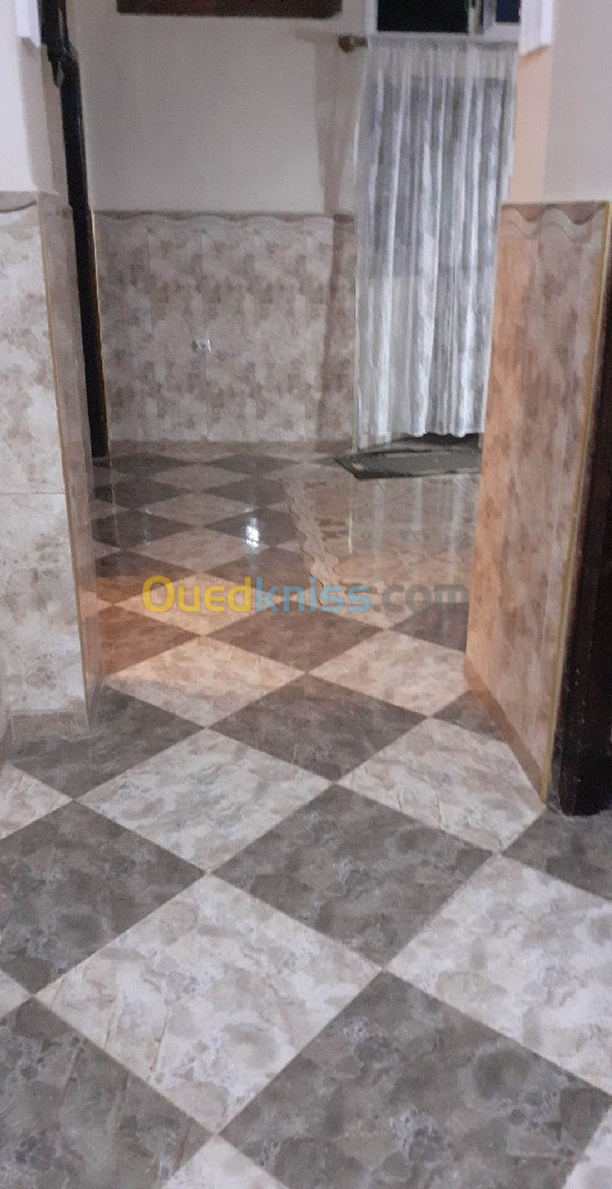 Location vacances Appartement F3 Mostaganem Abdelmalek ramdane