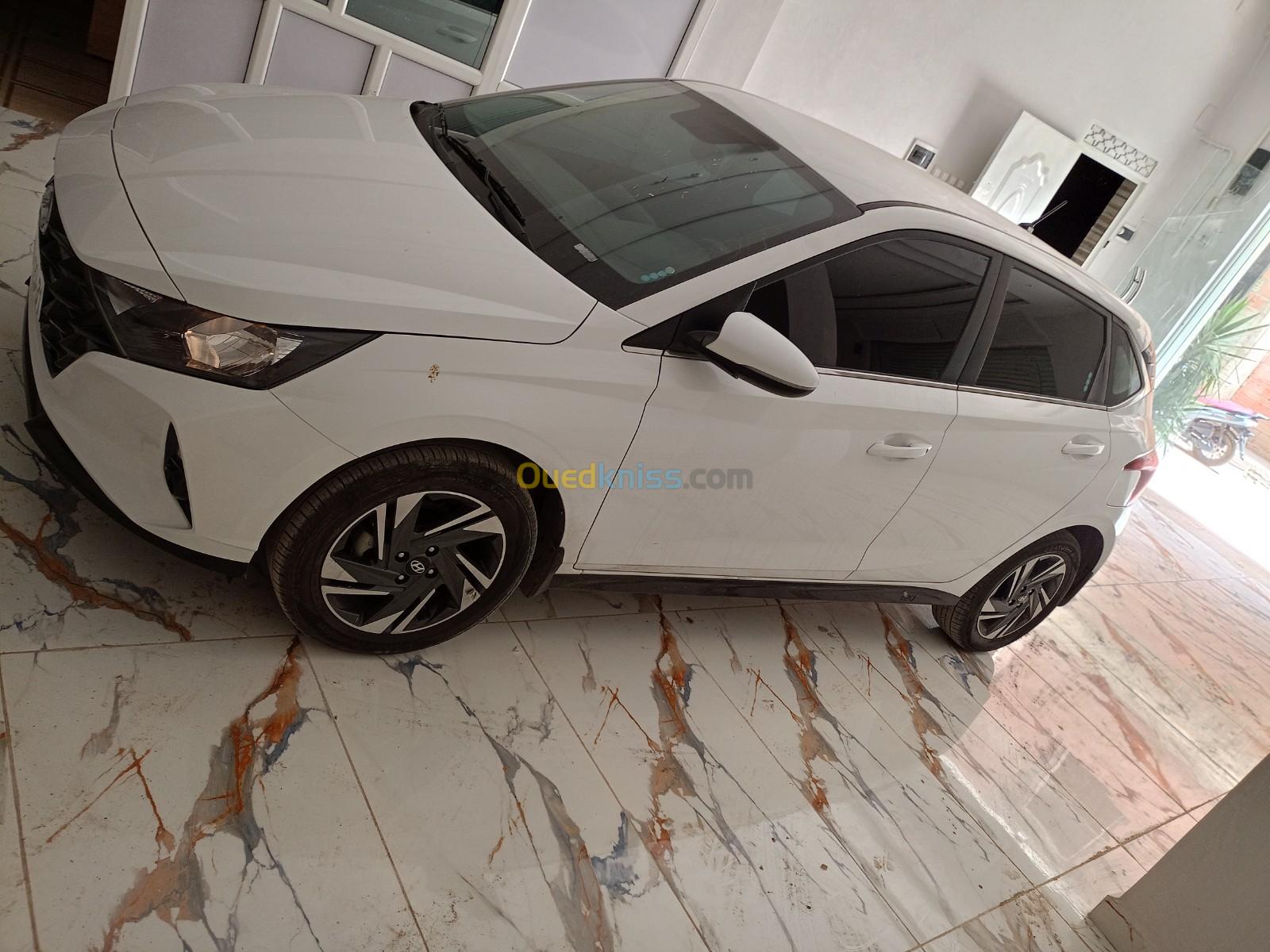 Hyundai i20 2023 Ess