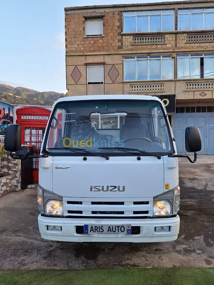 Isuzu 3T Lourd 2023