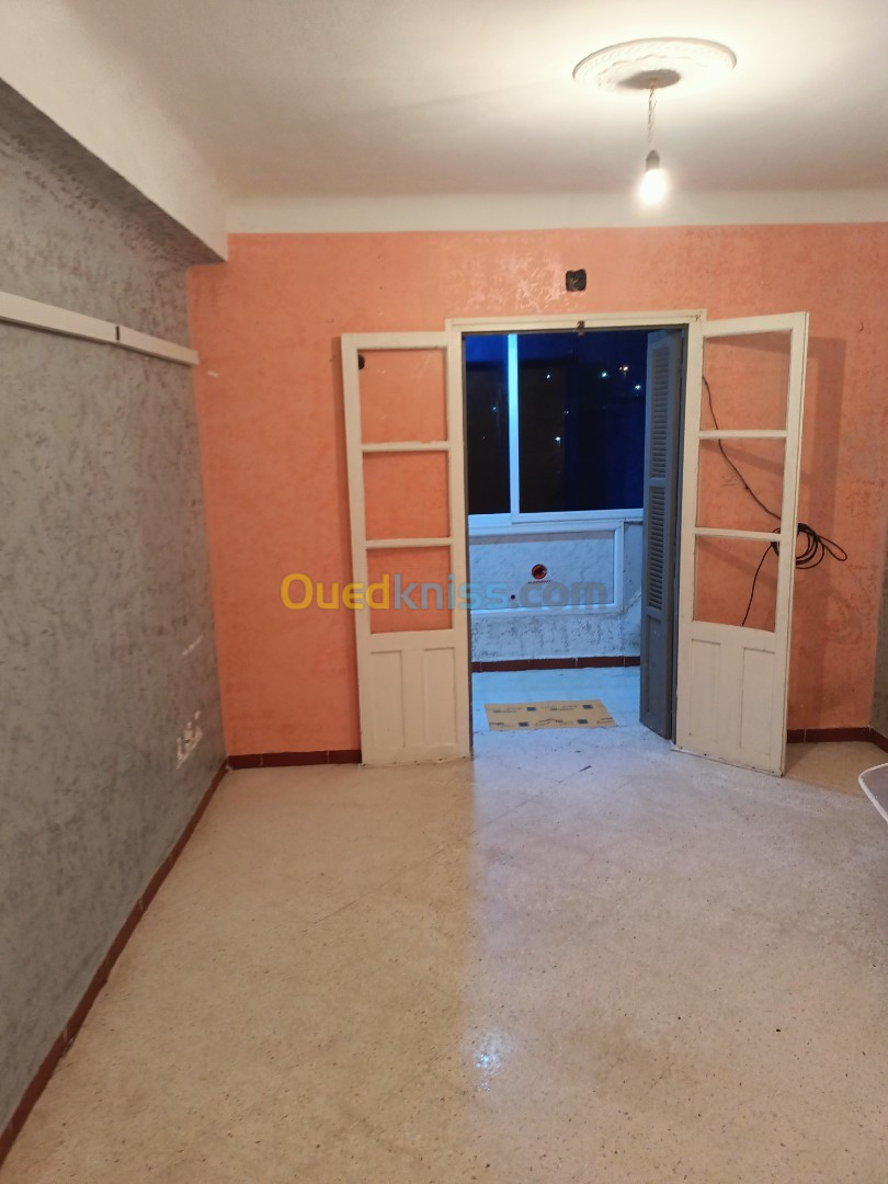 Vente Appartement F3 Alger Ain benian