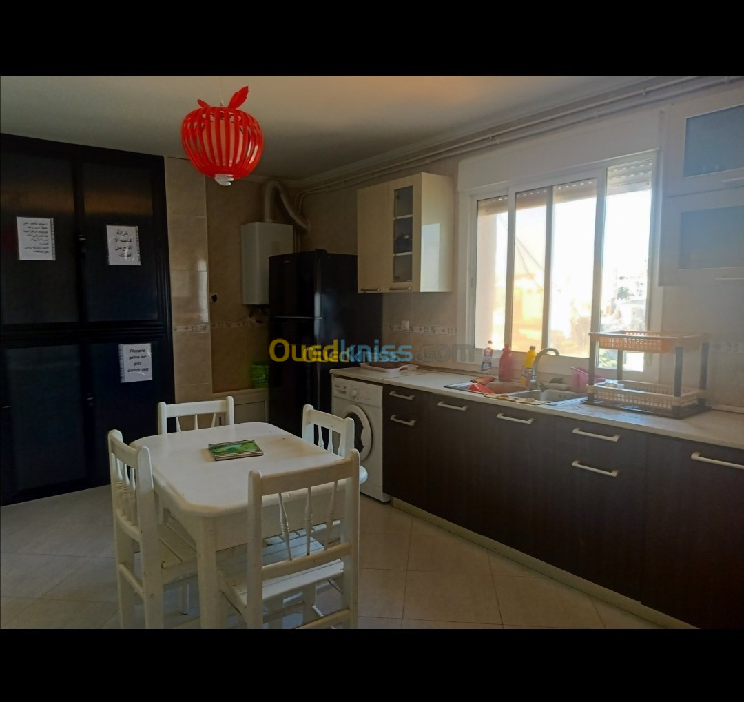 Location Appartement F3 Oran Ain el turck