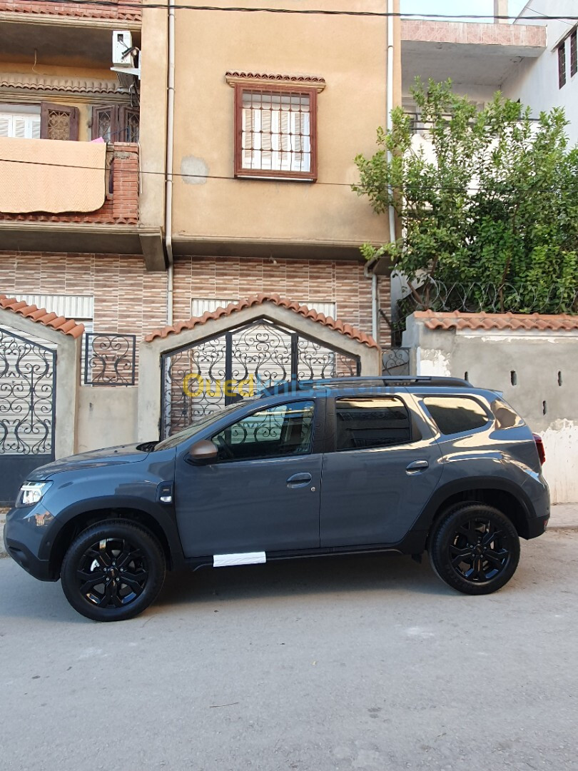 Dacia Duster 2024 Extrem gold