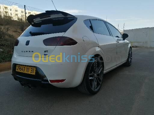 Seat Leon 2011 Cupra R